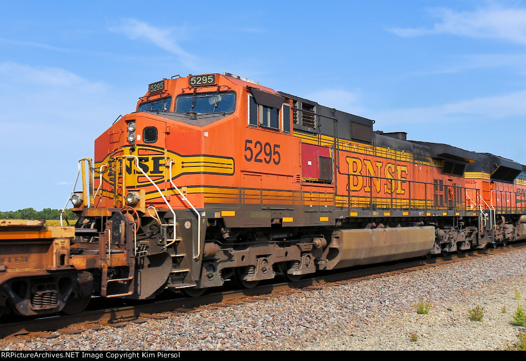 BNSF 5295